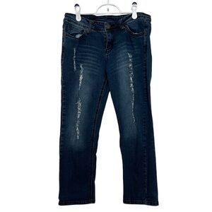 Soundgirl Capris | Sz 7 | Ripped, Dark Wash Capris